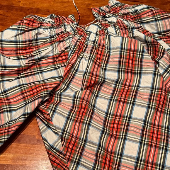 XL Plaid Long Sleeve Blouse - Picture 5 of 10